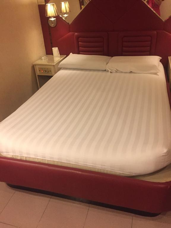Pak Hop Guest house Hong Kong