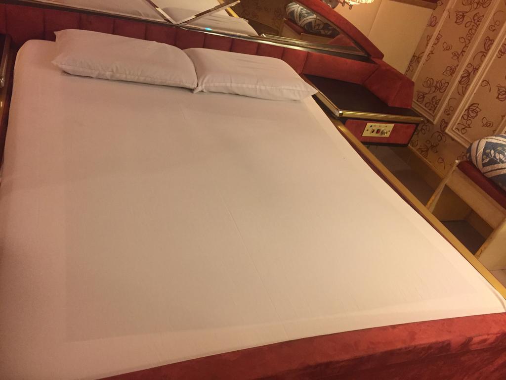 Pak Hop Guest house Hong Kong